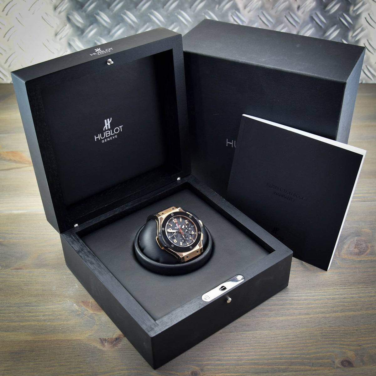 Big Bang 301.PB.131.RX - Black Rubber Strap - 18ct Rose Gold