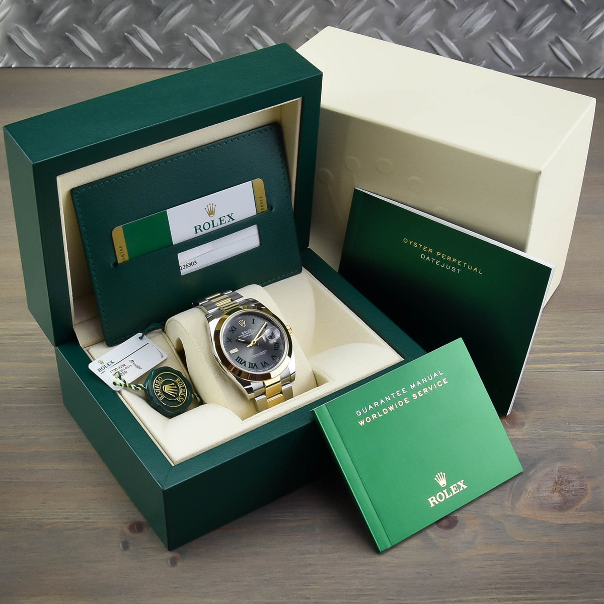 Datejust 41 126303 - Gents Watch - Wimbledon Dial - Unworn 2019