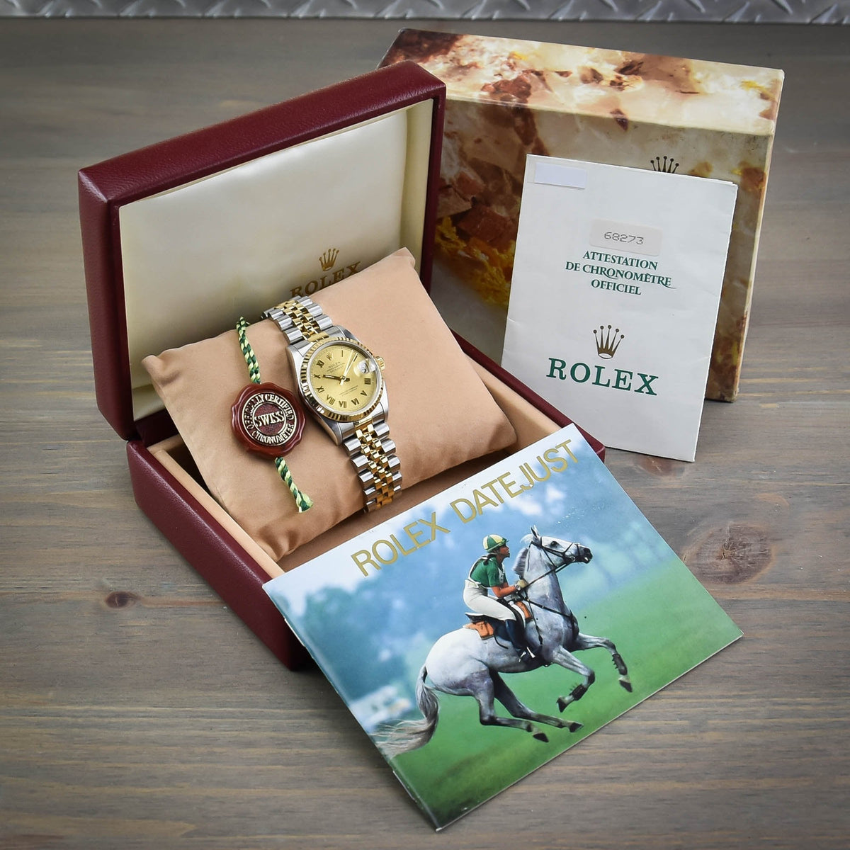 Datejust 68273 - Midsize Watch - Champagne Dial - 1994