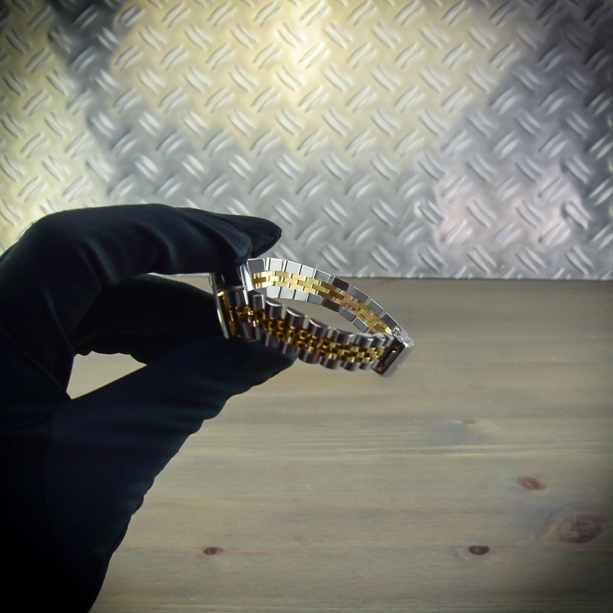 Datejust 69173 - Champagne Diamond Dial - Circa 1993