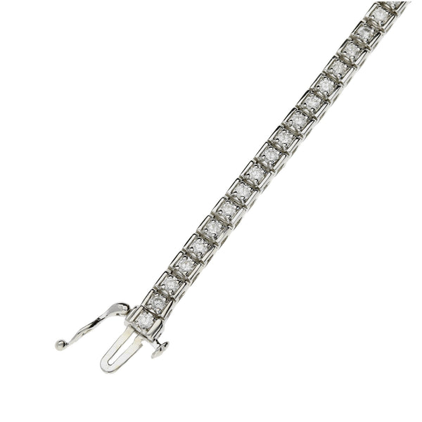9ct White Gold 1.95ct Diamond Tennis Bracelet - 11.2g