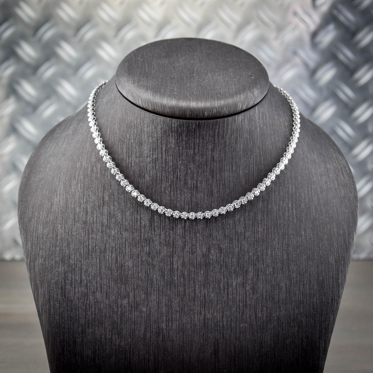 18ct White Gold Diamond Tennis Necklace - 4.75ct