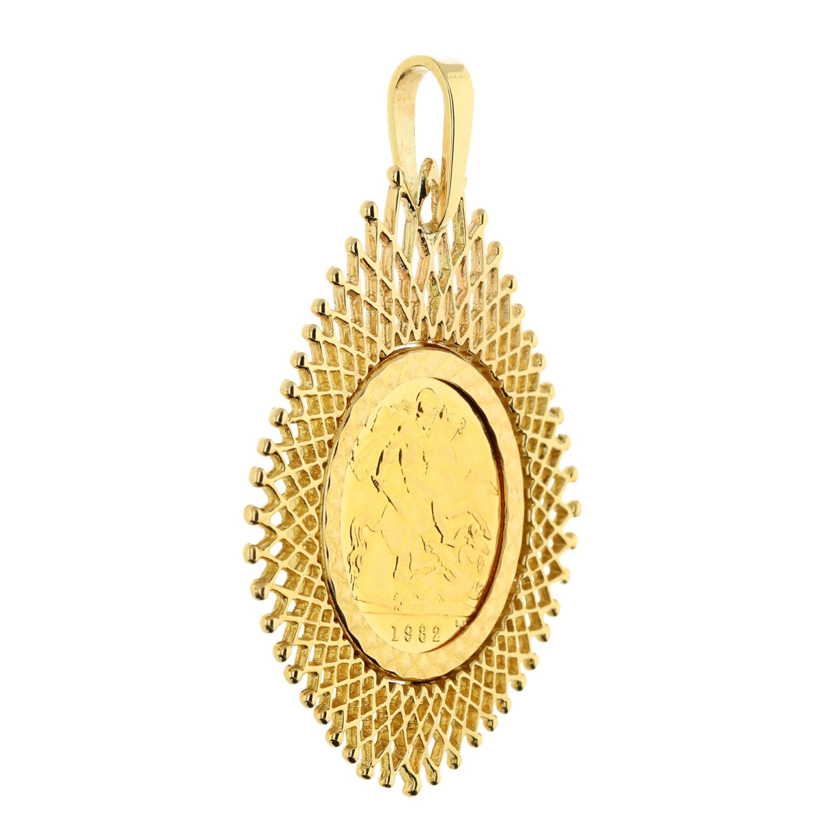 1982 Queen Elizabeth Half Sovereign Pendant - 9.0g