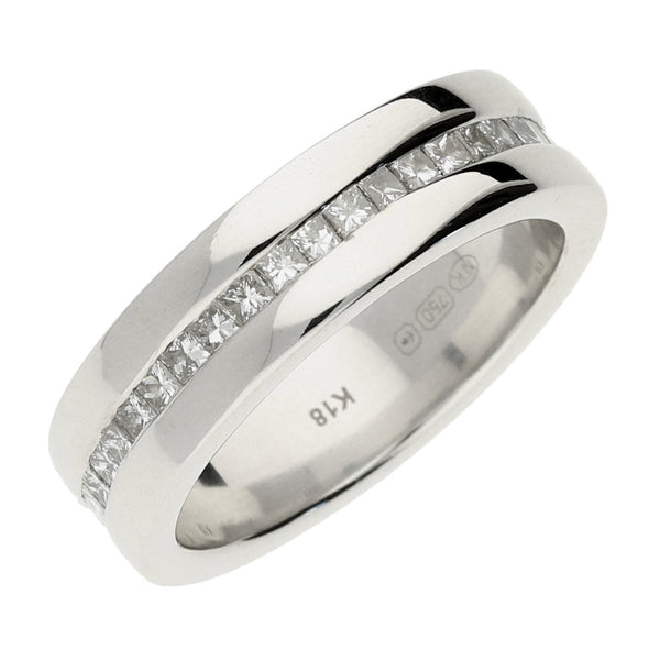 18ct White Gold Diamond Wedding Ring - 0.95ct