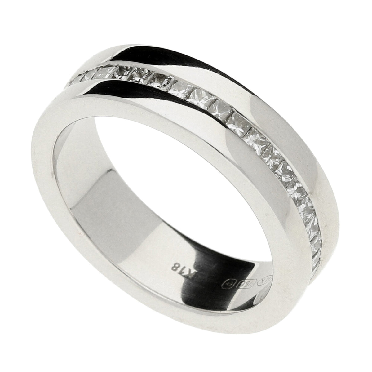 18ct White Gold Diamond Wedding Ring - 0.95ct