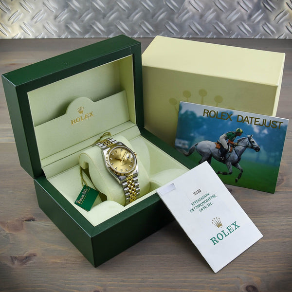 Datejust 16233 - Champagne Dial - 1999