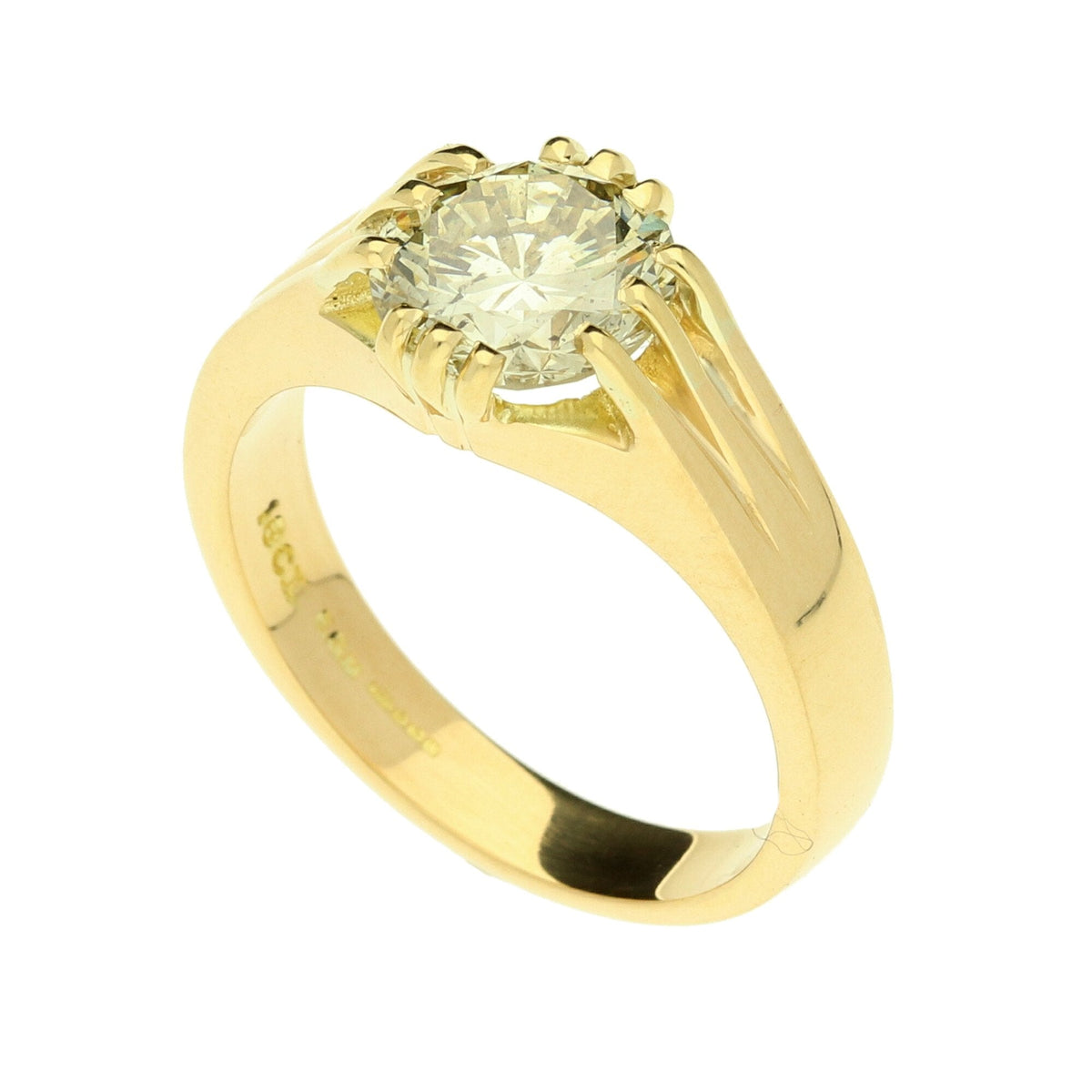 18ct Yellow Gold Gents Diamond Ring - 2.35ct