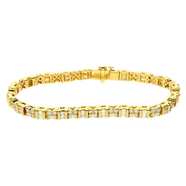 18ct Yellow Gold Diamond Bracelet - 4.14ct