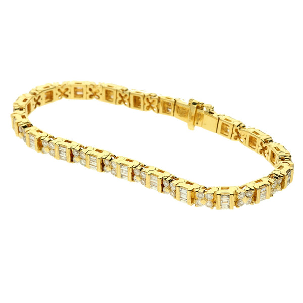 18ct Yellow Gold Diamond Bracelet - 4.14ct