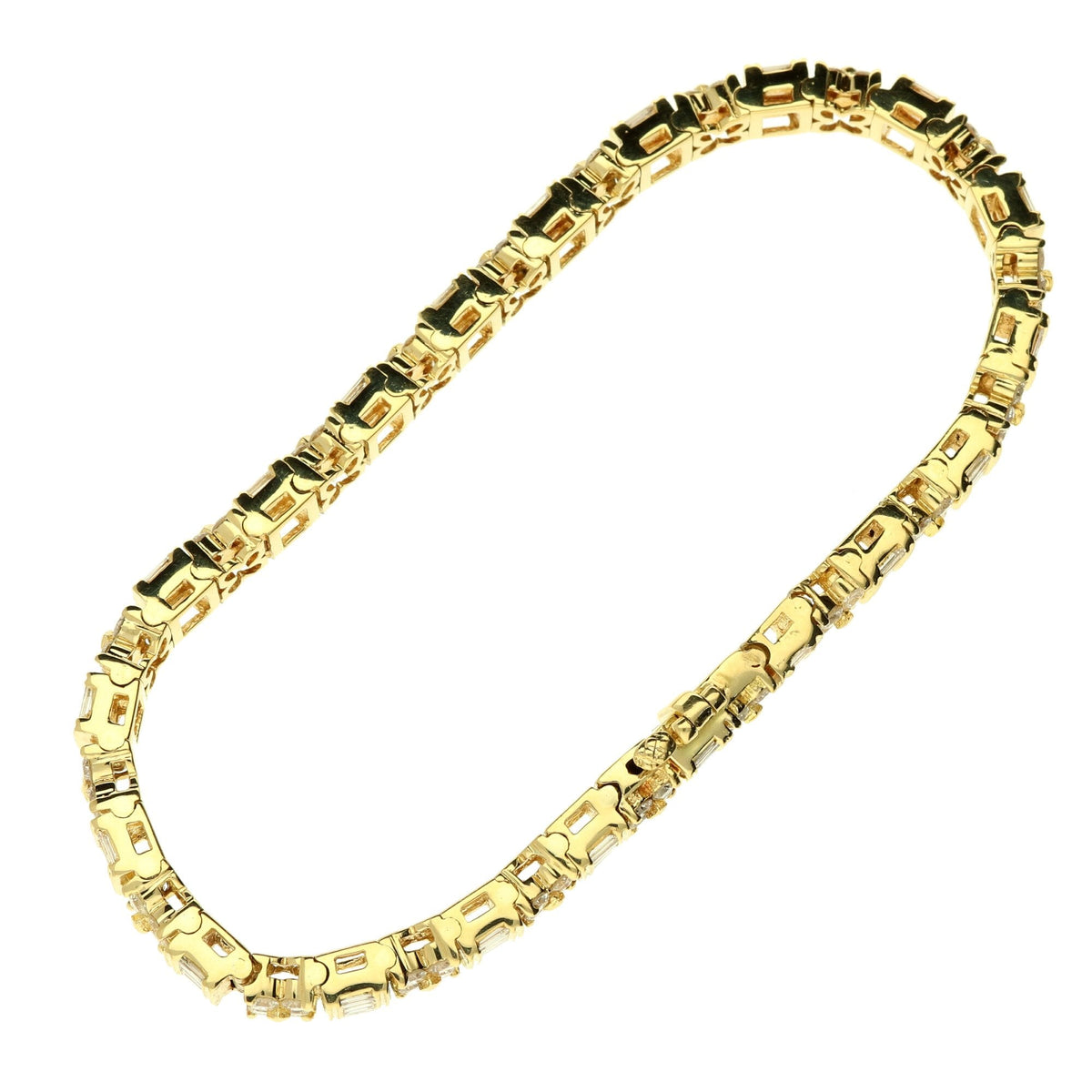 18ct Yellow Gold Diamond Bracelet - 4.14ct