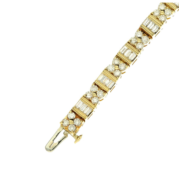 18ct Yellow Gold Diamond Bracelet - 4.14ct