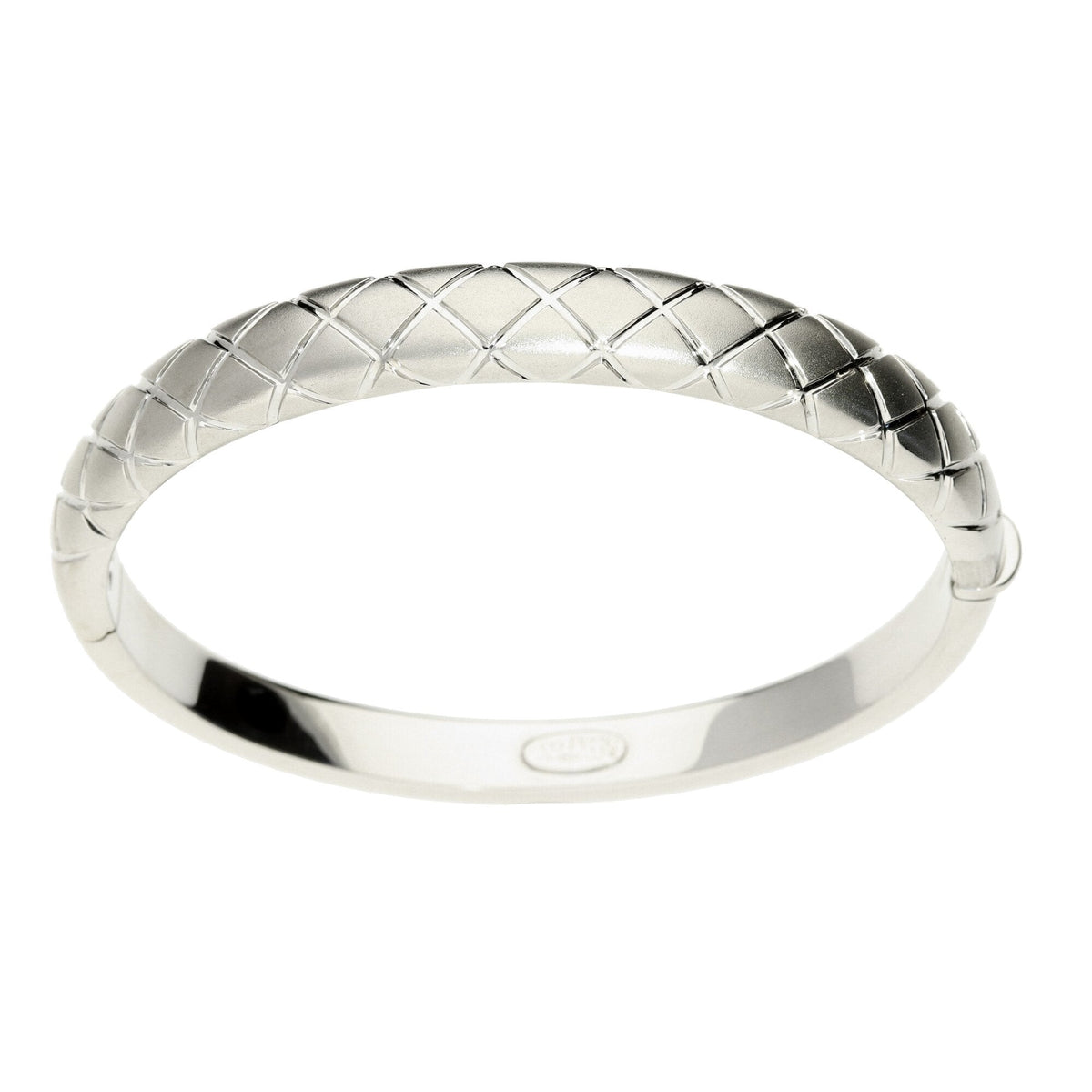 18ct White Gold Patterned Bangle - 32.4g