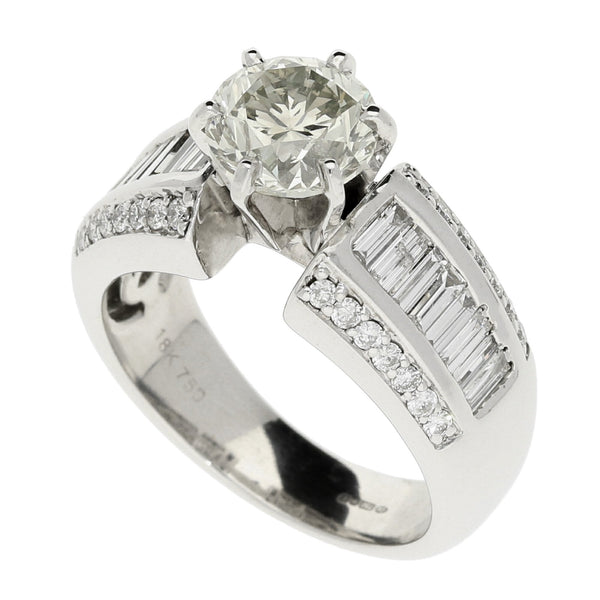 18ct White Gold Engagement Ring With Diamond Shoulders - 2.81ct