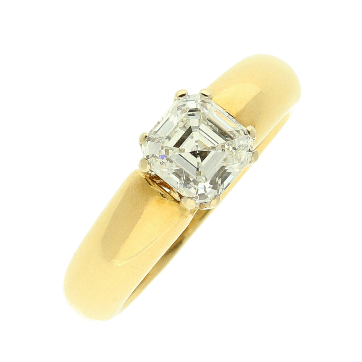 18ct Yellow Gold Square Asscher Diamond - 1.04ct