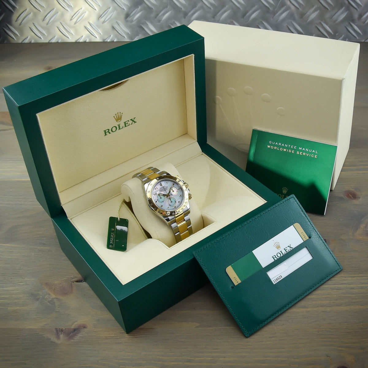 Daytona 116523 - Gents Watch - Mother of Pearl Dial - 2015
