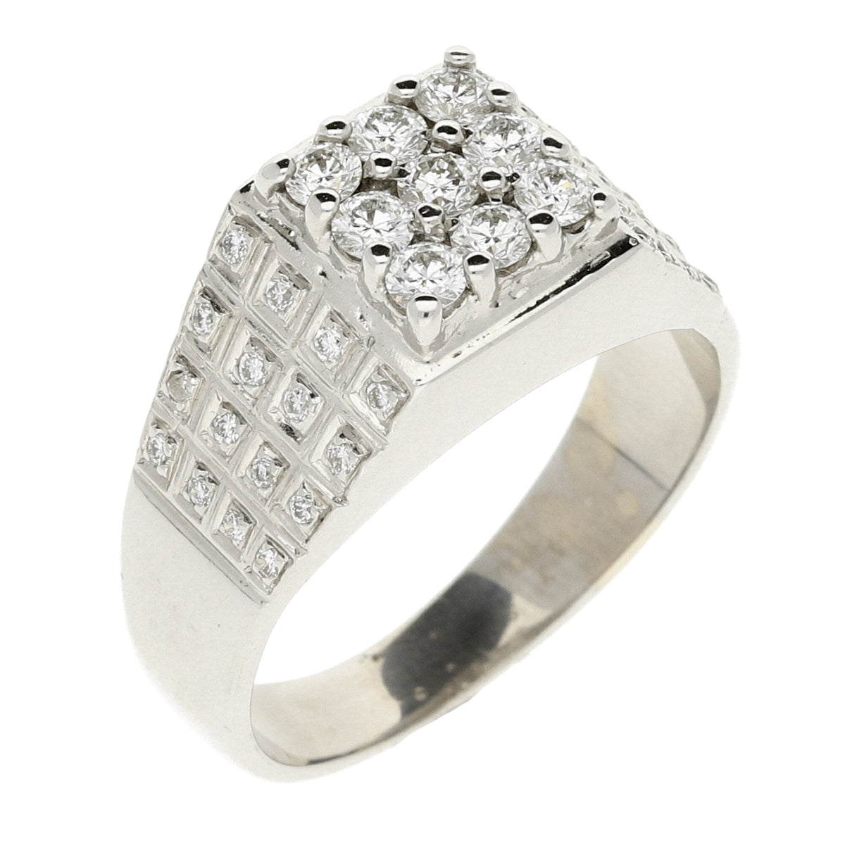 9ct White Gold Gents Diamond Ring - Size P - 0.66ct