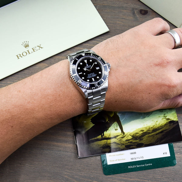 Sea-Dweller 16600 - Black Dial - 1999