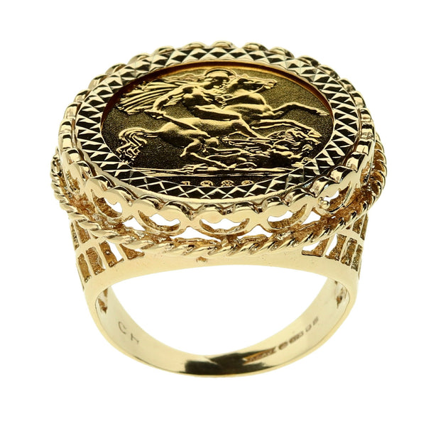 1982 Queen Elizabeth II Half Sovereign Ring - 8.6g