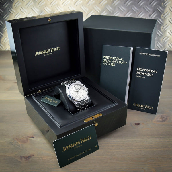Royal Oak Selfwinding 15500ST.OO.1220ST.04 - Silver Dial - 2020