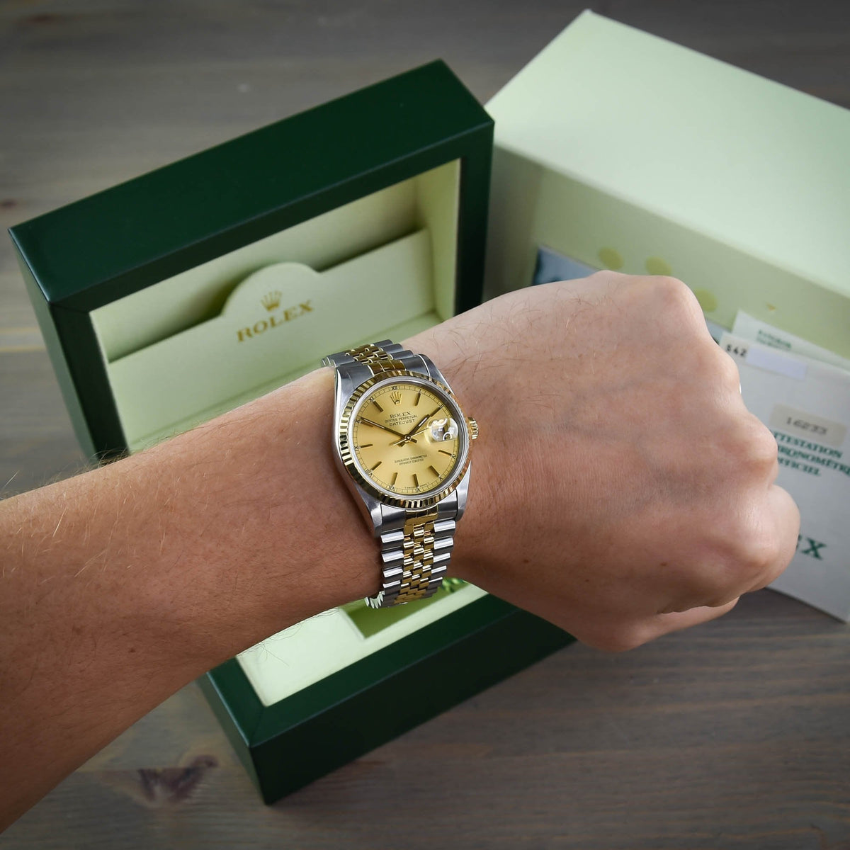 Datejust 16233 - Champagne Dial - 1993
