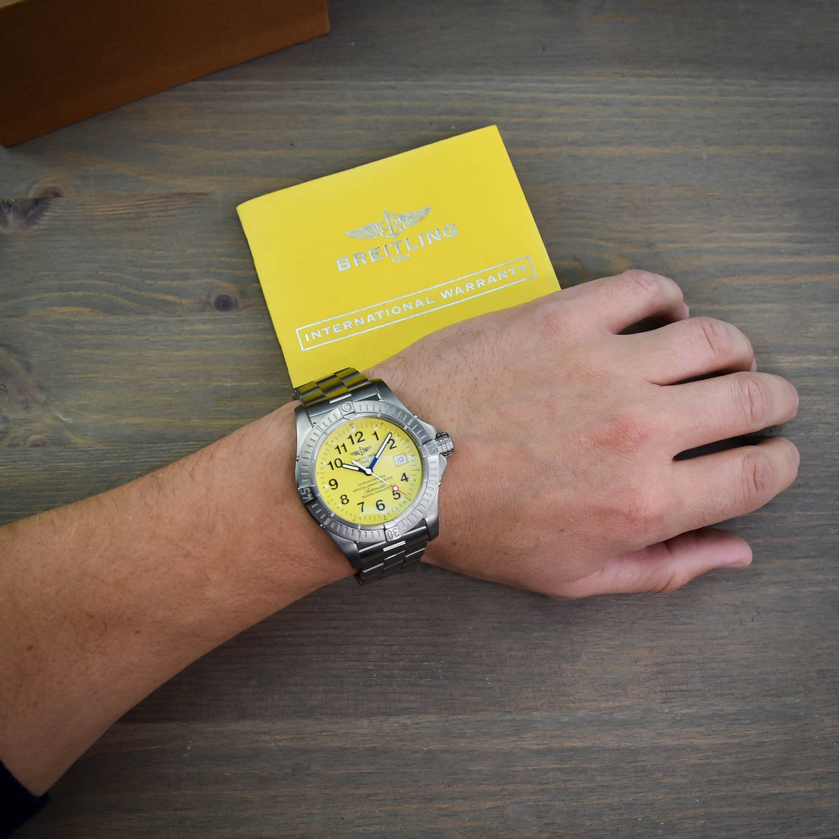 Seawolf E17370 - Yellow Dial - Titanium - 2009