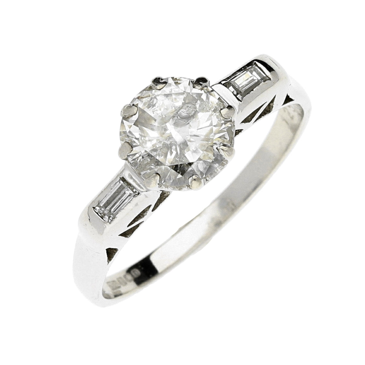 18ct White Gold Vintage Diamond Ring - 1.20ct