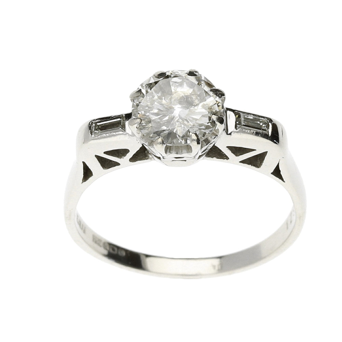 18ct White Gold Vintage Diamond Ring - 1.20ct