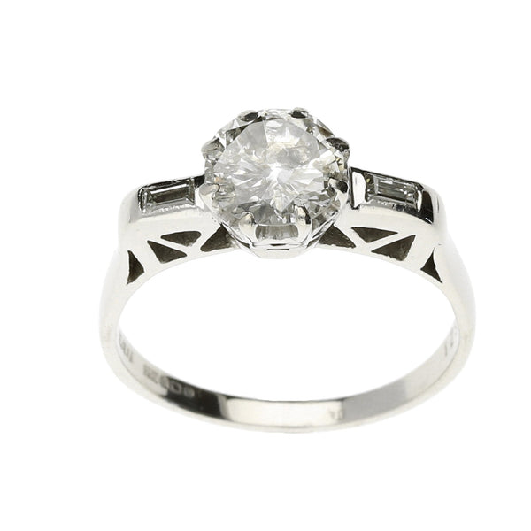 18ct White Gold Vintage Diamond Ring - 1.20ct