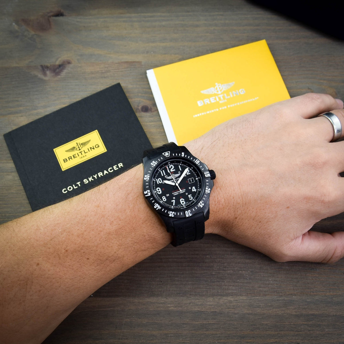 Skyracer X743320 - Black Dial - Breitlight Case - 2018
