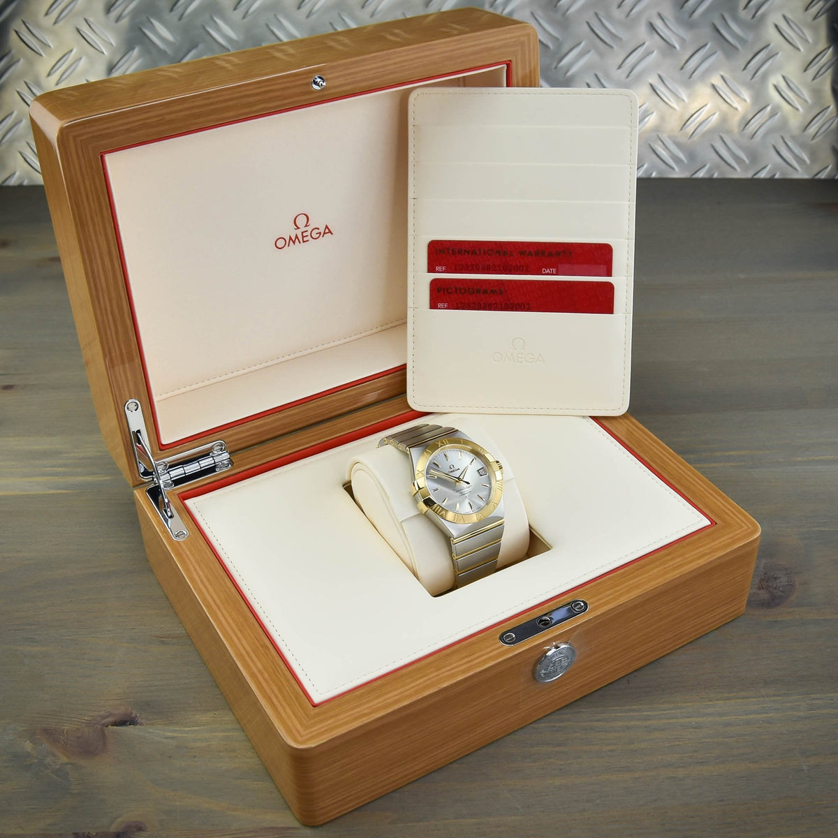 Constellation 123.20.38.21.02.002 – Gents Watch – NOS 2020