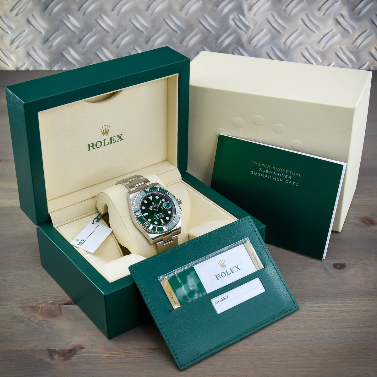 Submariner 116610LV - Green Dial - "Hulk" - 2020 Unworn