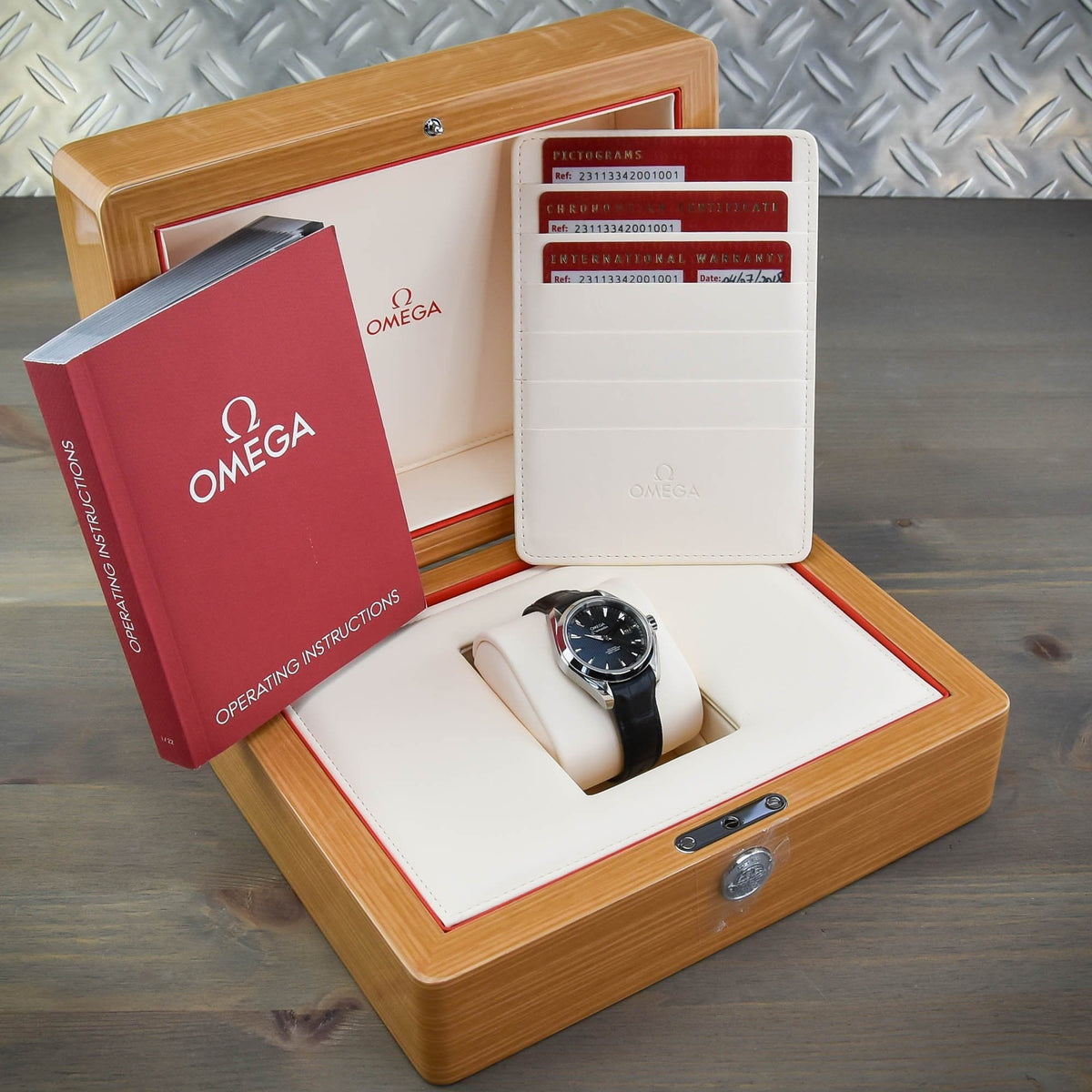 Seamaster 231.13.34.20.01.001 - 34mm - Black Dial - 2018 N.O.S