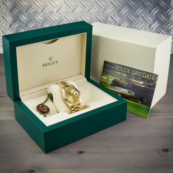 Day-Date 18238 - Gold Watch - Diamond Dial - 1995