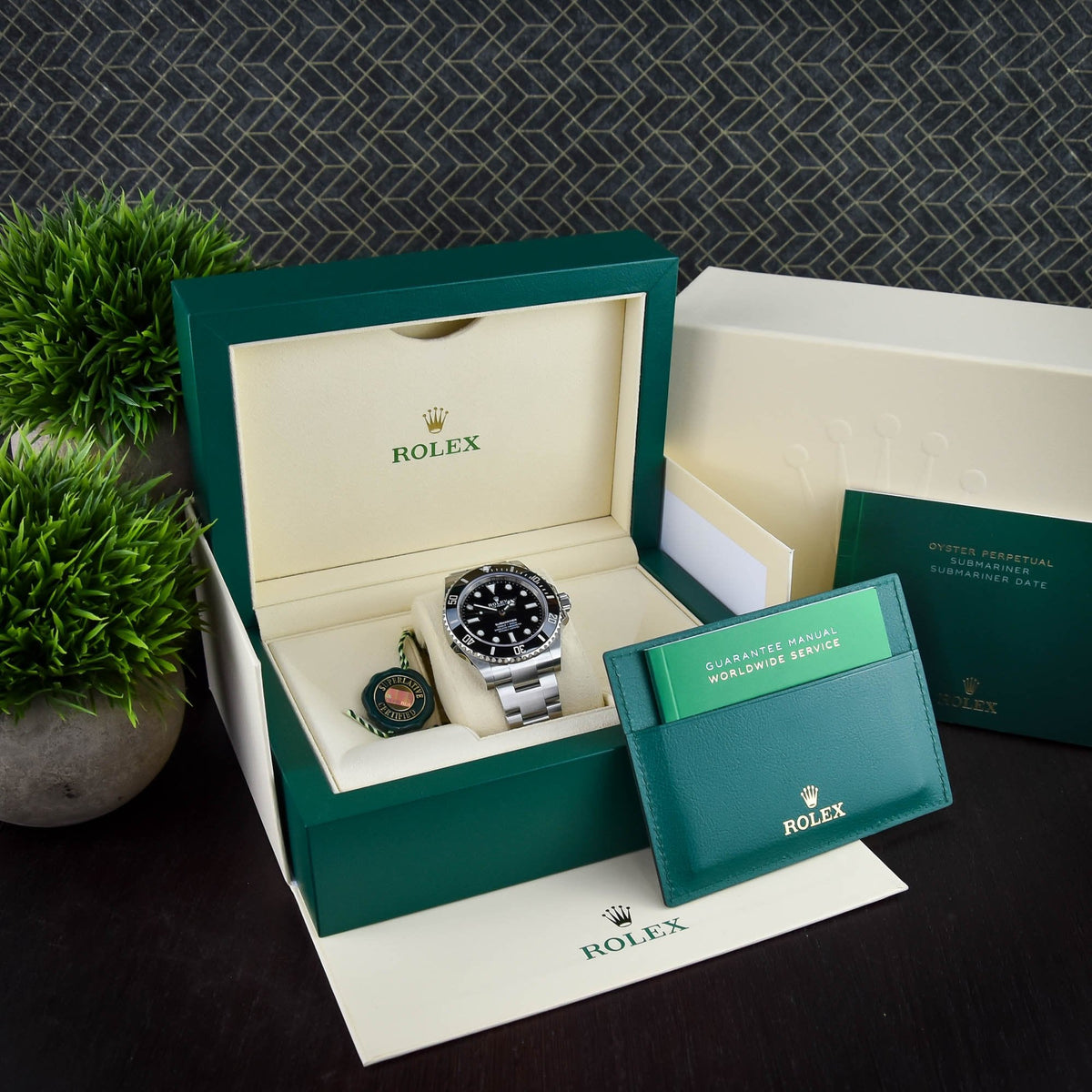 Submariner 124060 - 41mm Watch -Black Dial- 2021