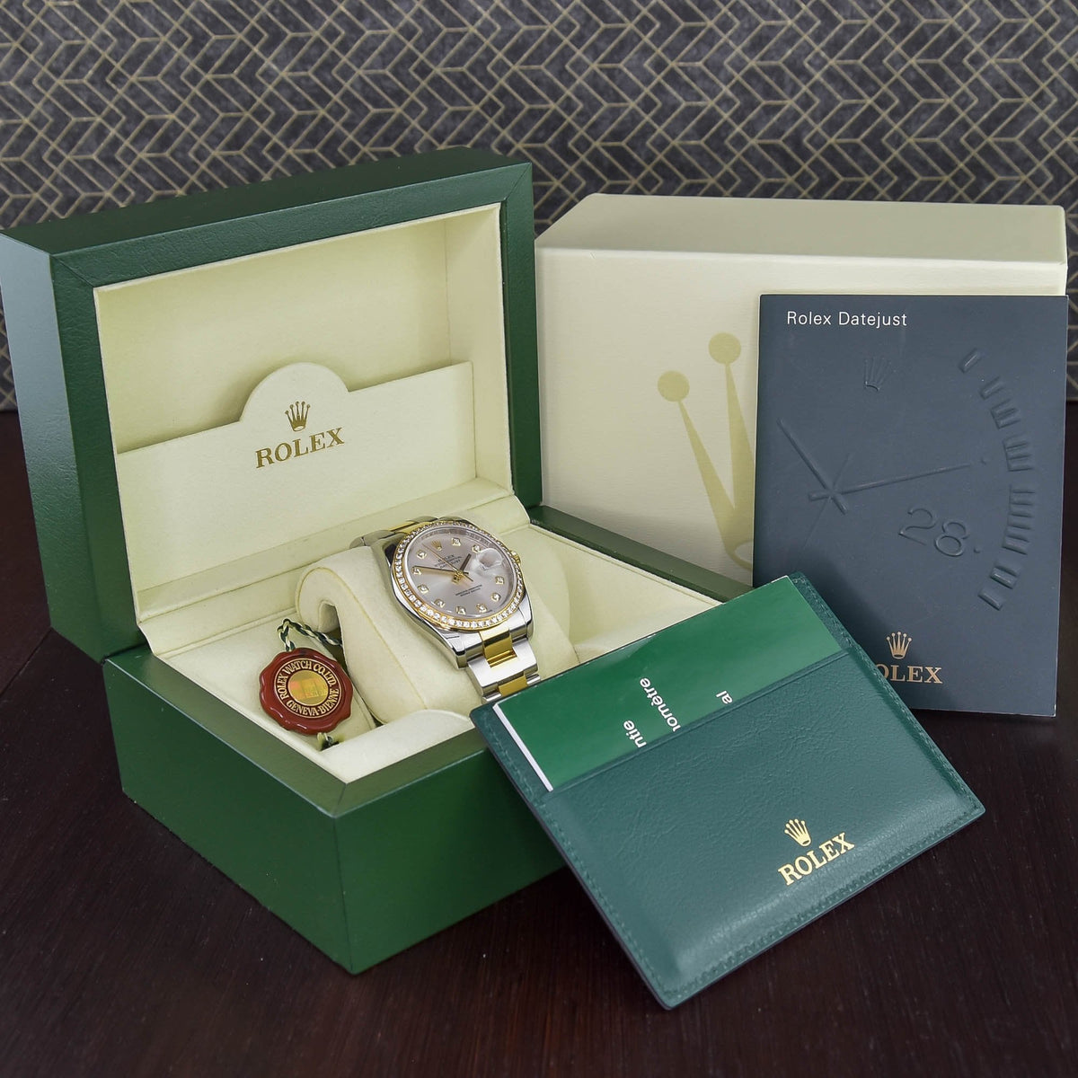 Datejust 116243 - Diamond Bezel & Dial - 2009