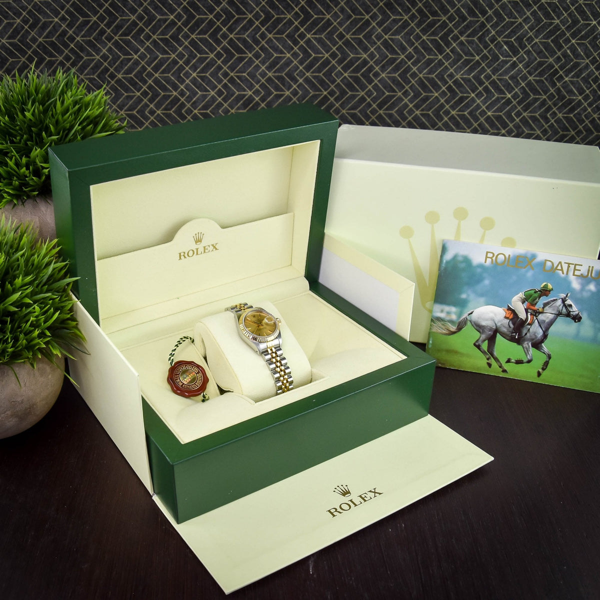 Datejust 69173 - Ladies Watch - Champagne Baton Dial - 1992