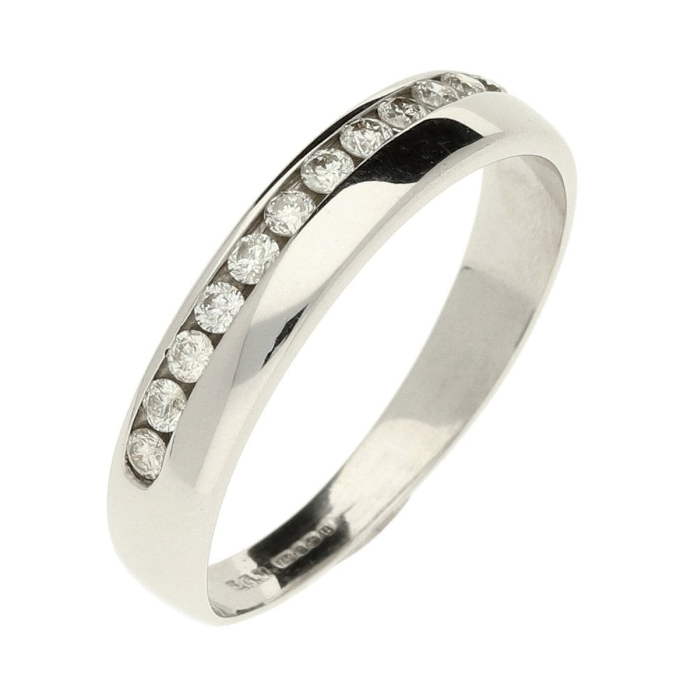 18ct White Gold Diamond Wedding Ring2.9g
