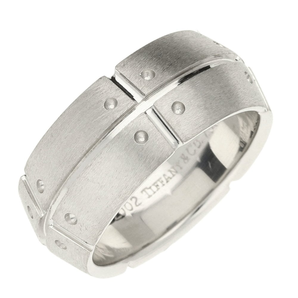 18ct White Gold Tiffany Wedding Band - Size K - 9.7g