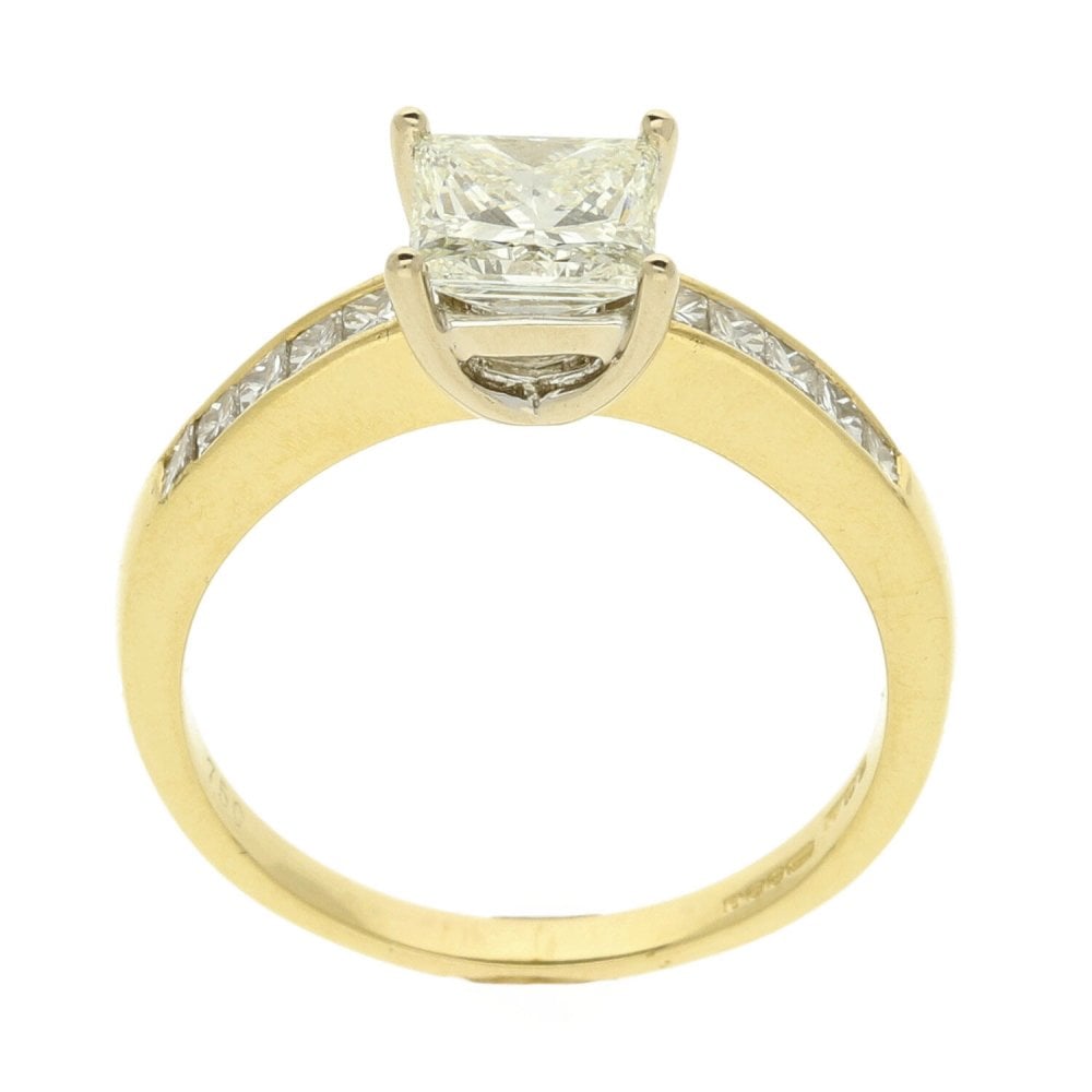 18ct Yellow Gold Princess Cut Diamond Solitaire
