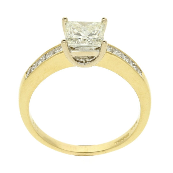 18ct Yellow Gold Princess Cut Diamond Solitaire