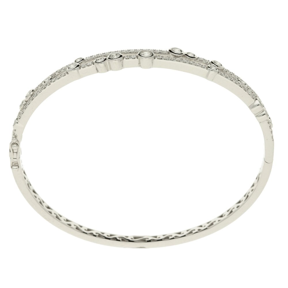18ct White Gold Split Diamond Scatter Bangle - 1.05ct - 16.8g