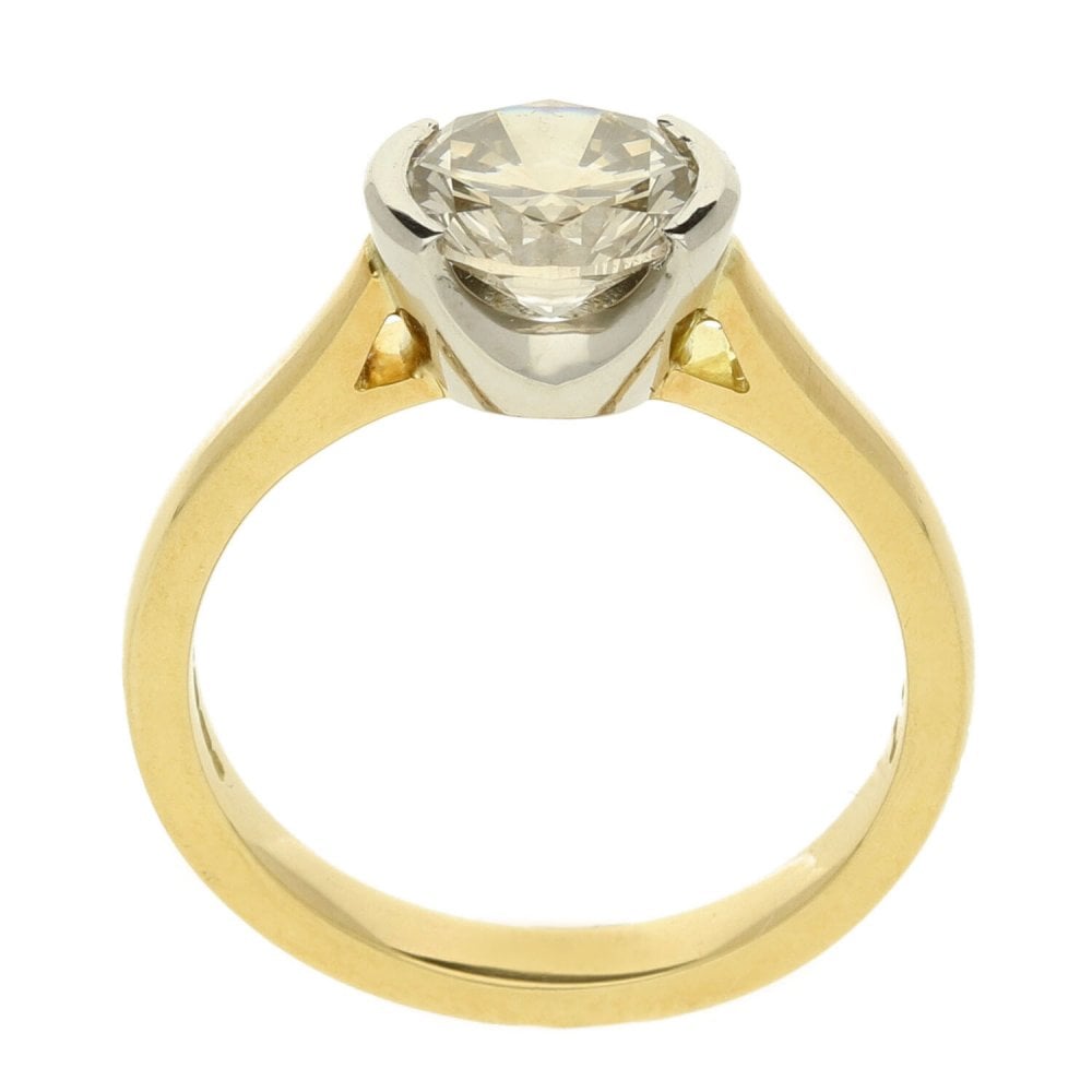 18ct Yellow Gold Diamond Engagement Ring - Size M½