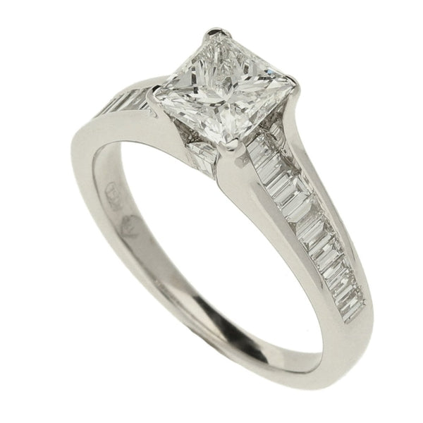 18ct White Gold Ladies Diamond 1.50ct Ring - Size K - 1.50ct