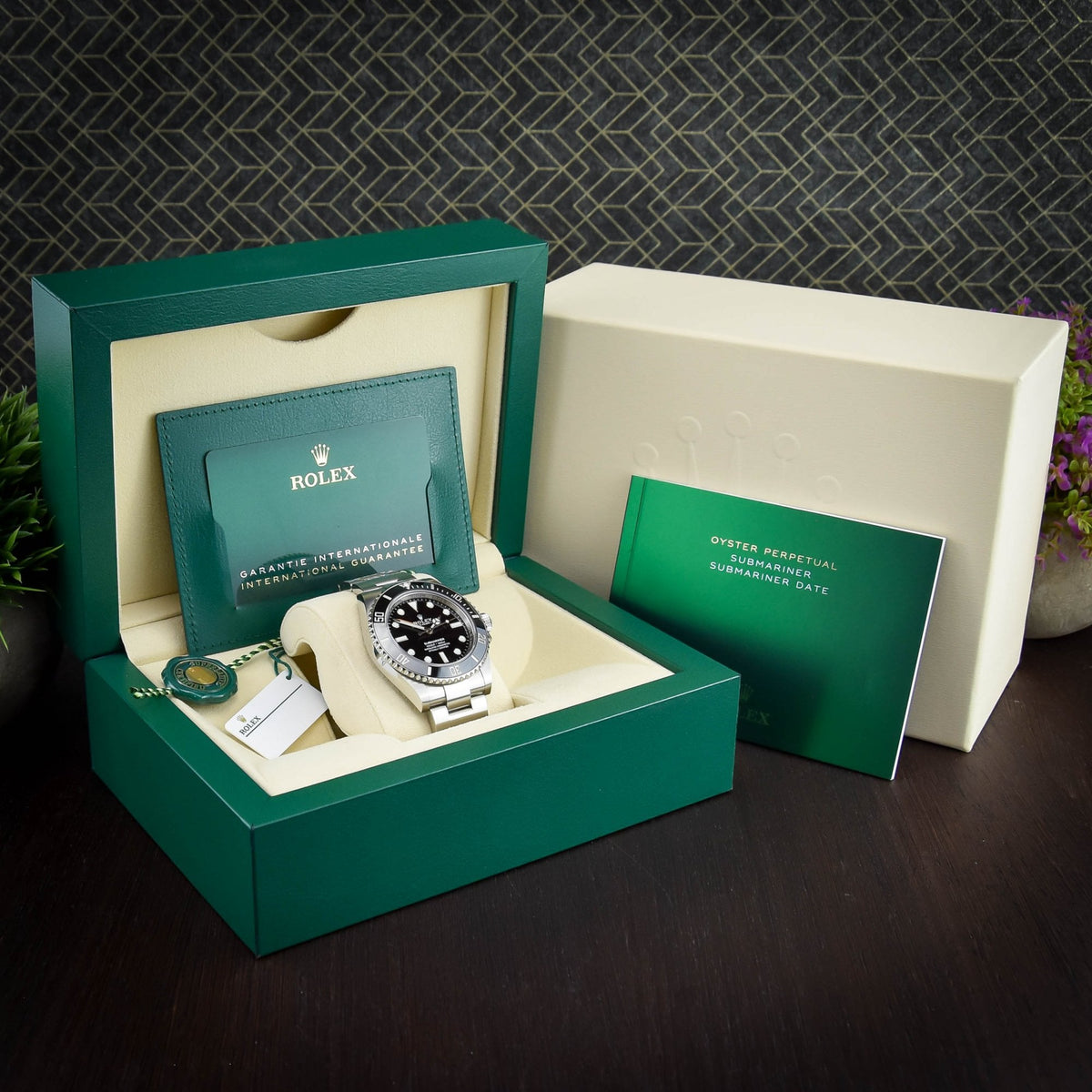 Submariner 124060 - Gents Watch - 41mm - 2021