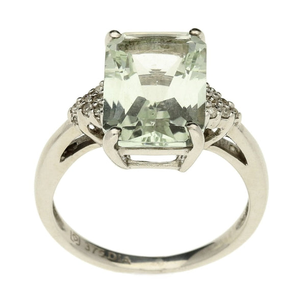 Ladies 9ct White Gold Blue Quartz & Diamond Ring - Size I½