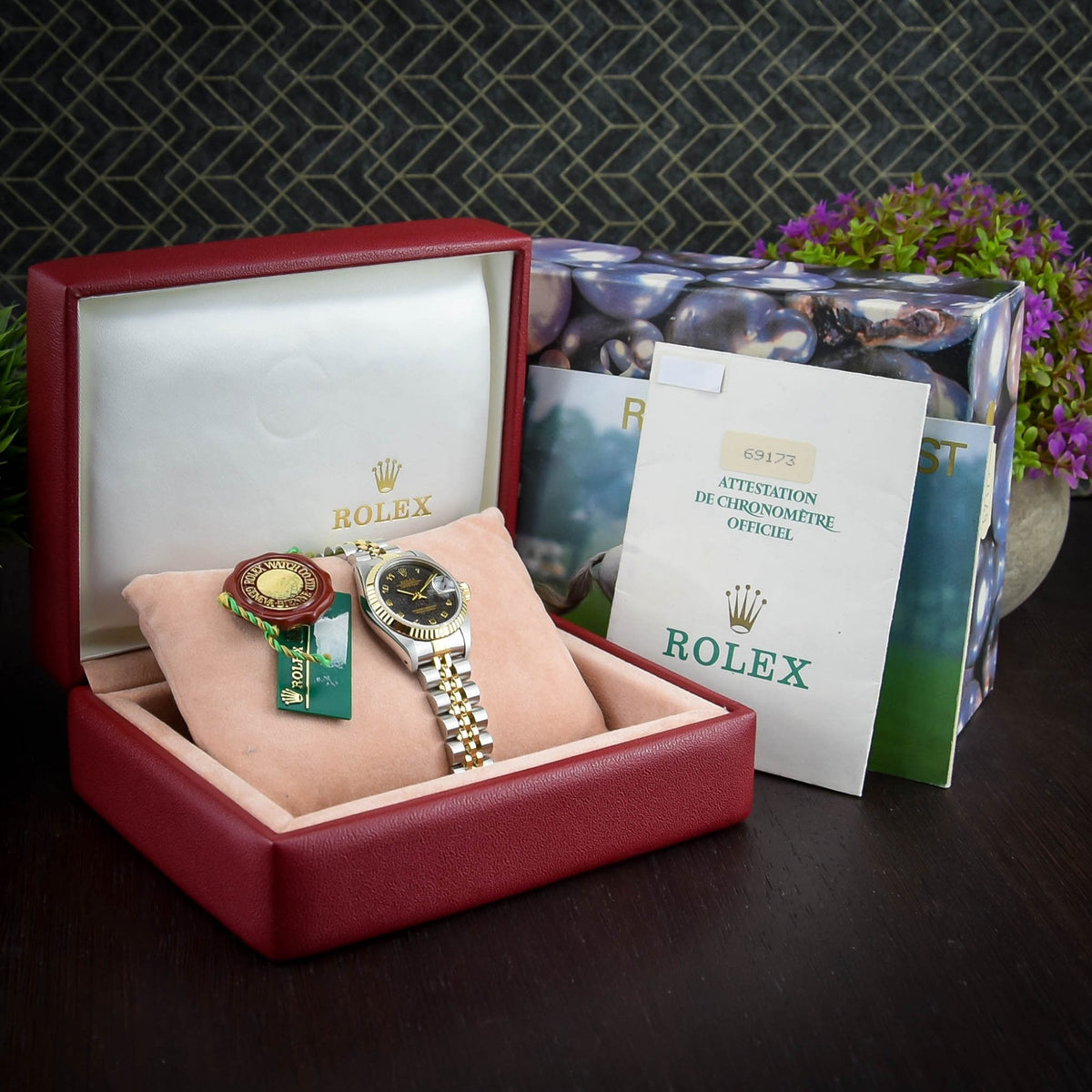 Datejust 69173 - Ladies Watch - Black Dial - 1993