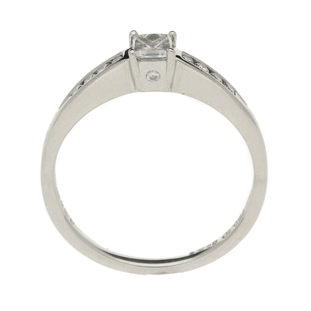 Ladies 18ct White Gold Diamond Ring - Size N