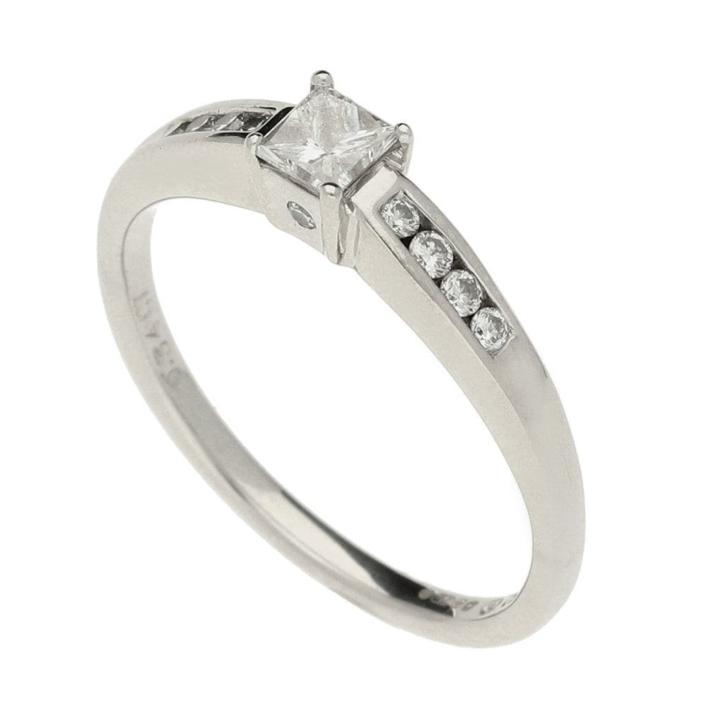Ladies 18ct White Gold Diamond Ring - Size N