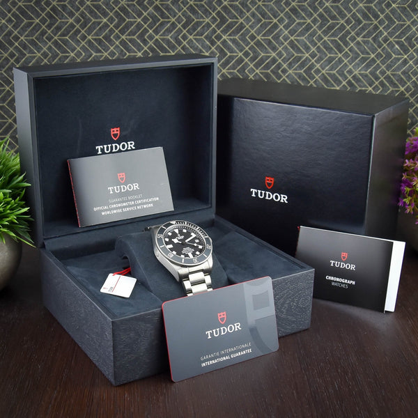 Pelagos 25600TN - Mens Watch - Black Dial - 2021