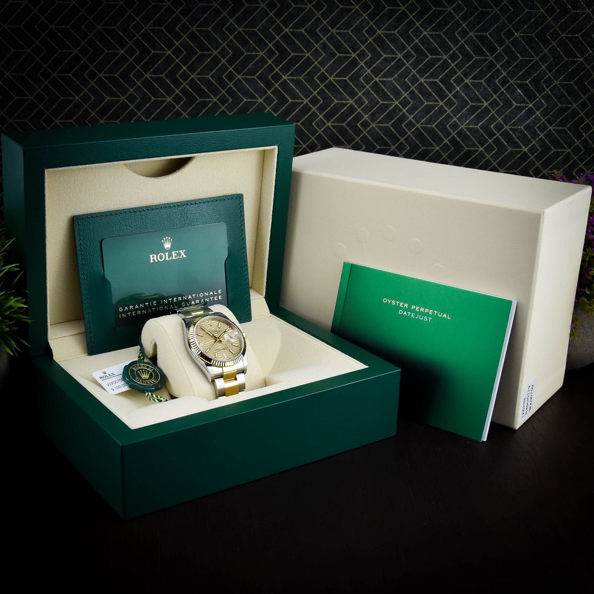 Datejust 126233 - Mens Watch - Fluted Motif Dial - 2022